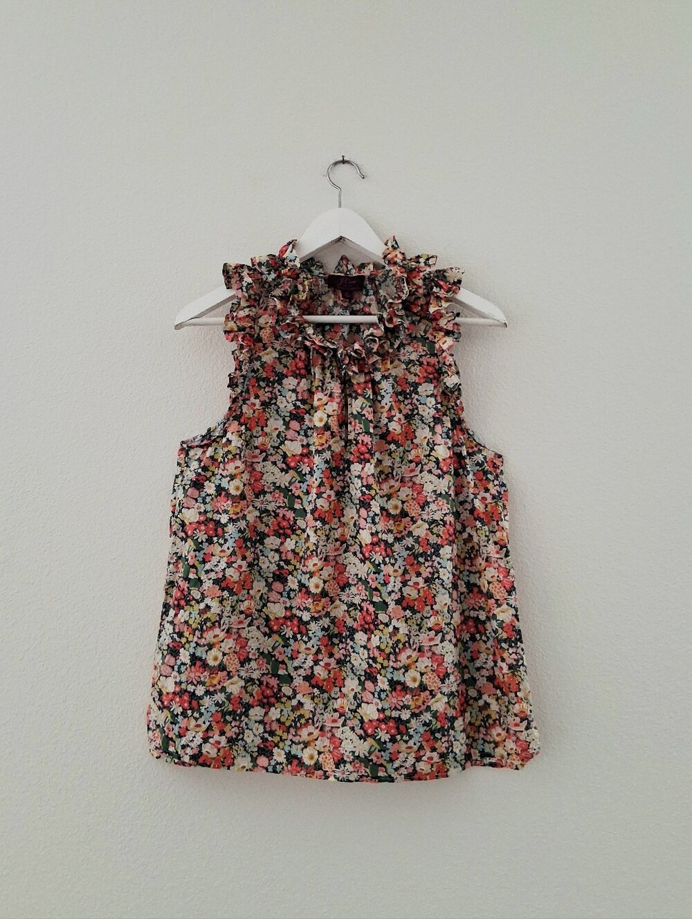 J. Crew Liberty Art Fabric Thorpe Floral Ruffle Sleeveless Blouse - Picture 4 of 13
